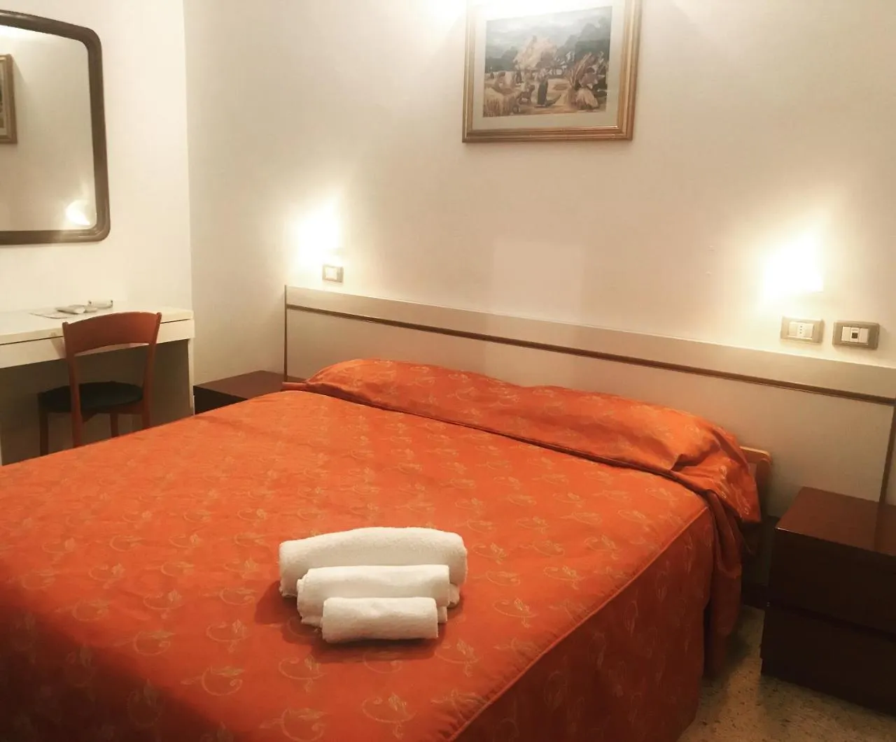 Hotel Riva Rimini 2*,  Italy